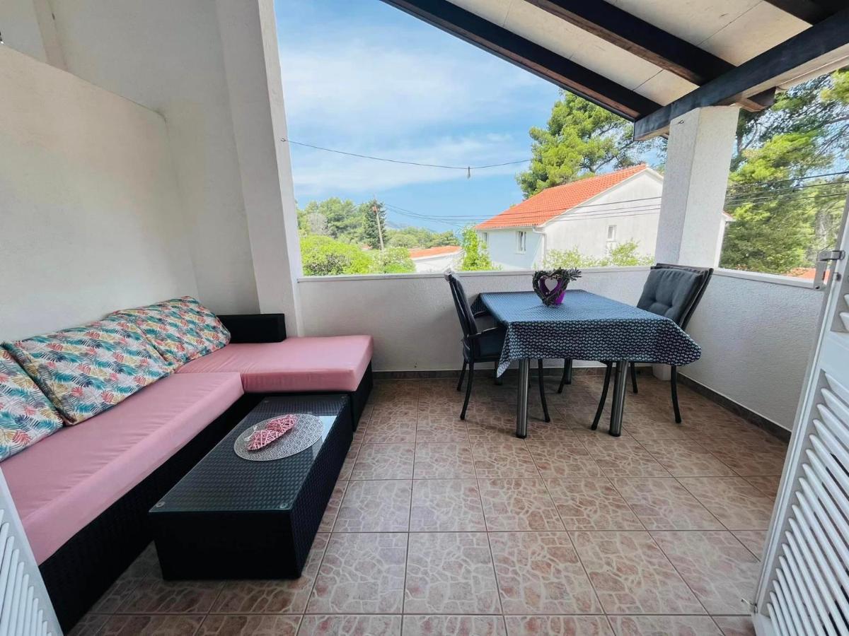 Apartment Bagaric Stari Grad  Esterno foto