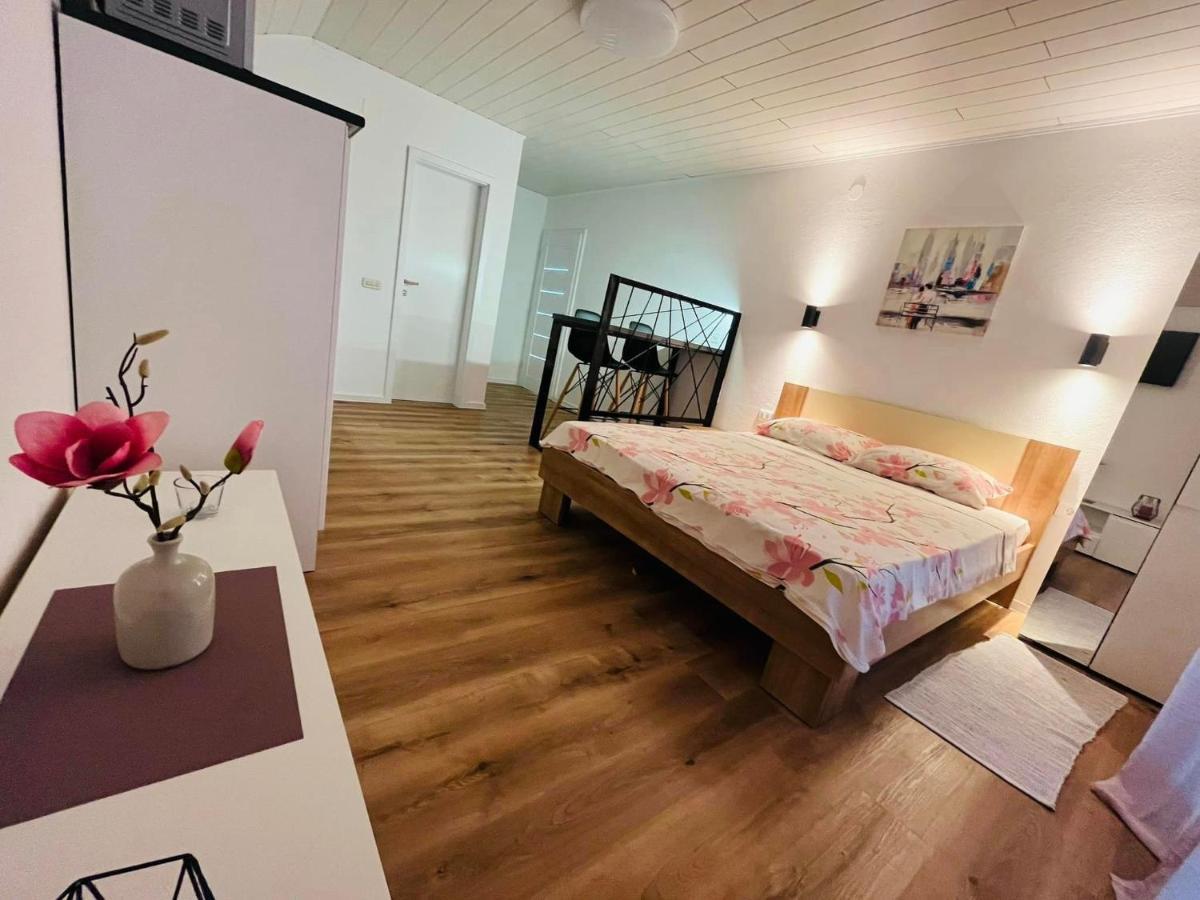Apartment Bagaric Stari Grad  Esterno foto
