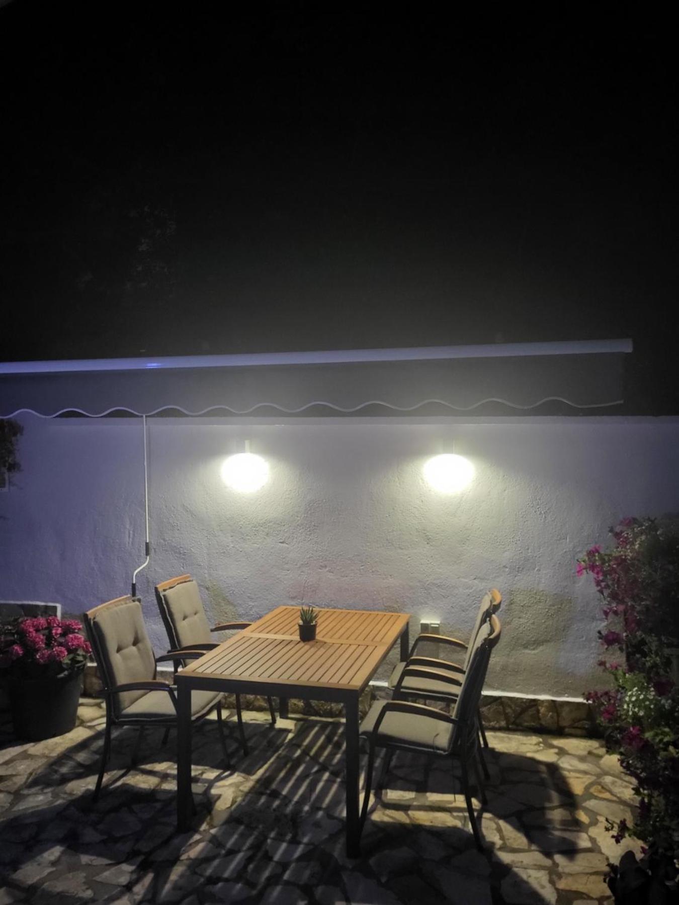 Apartment Bagaric Stari Grad  Esterno foto